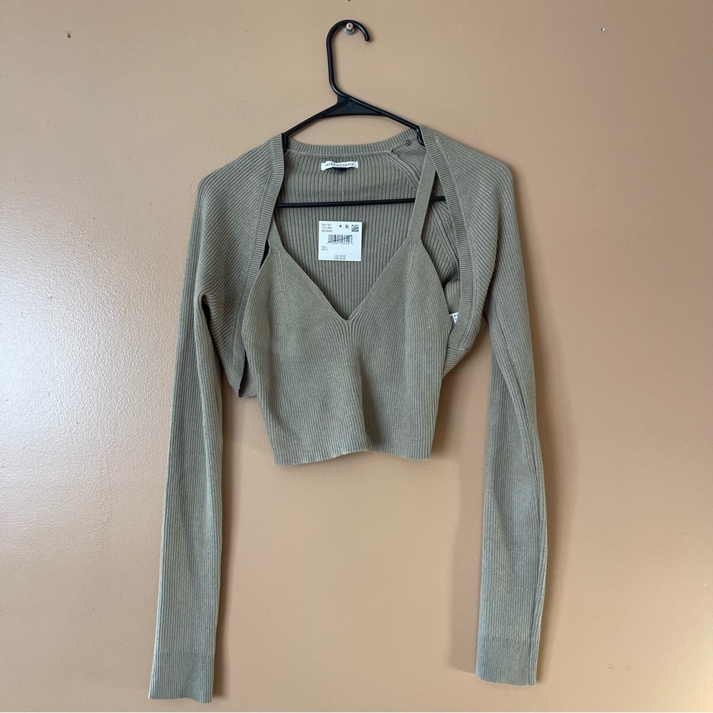 American Eagle Olive Green Cropped tank top with Long Sleeves new